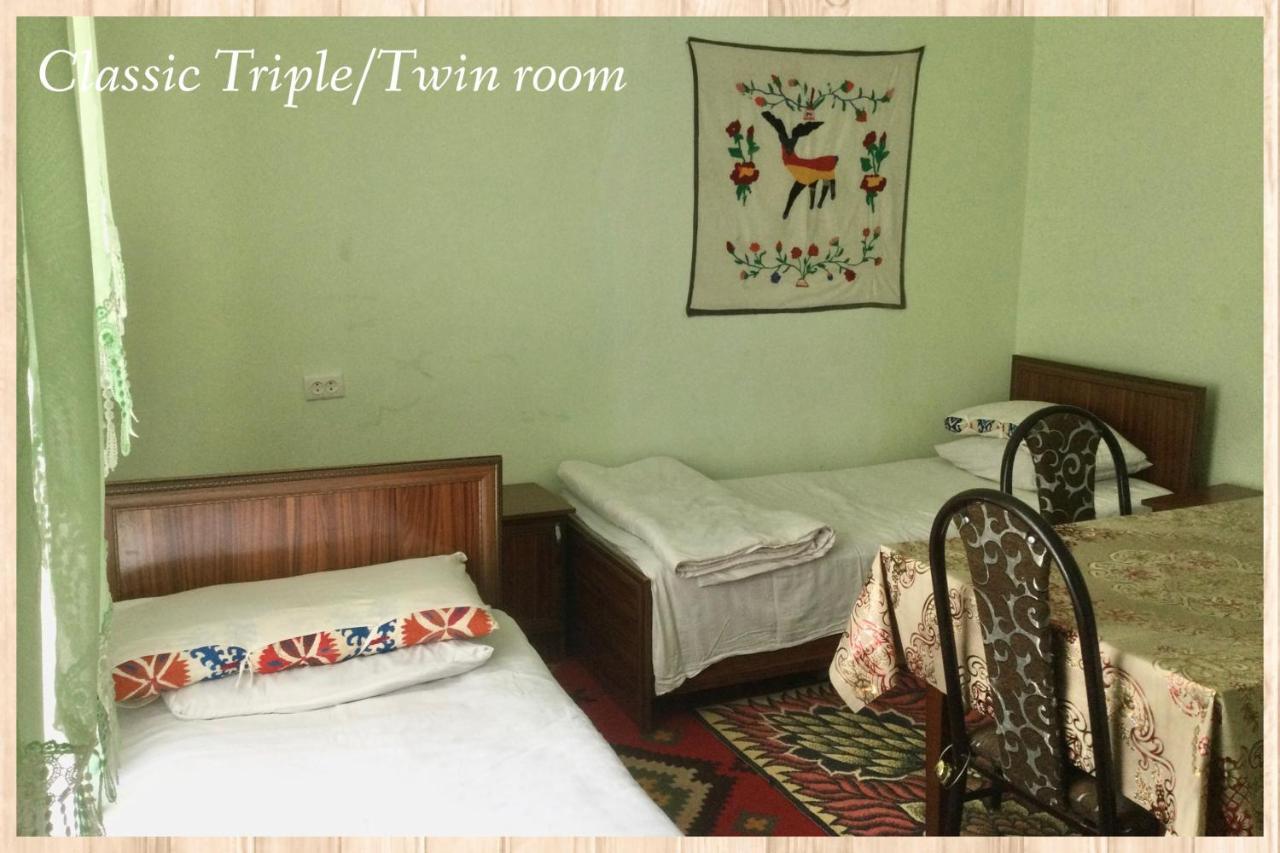 Spring Family Guest House Tersak Esterno foto