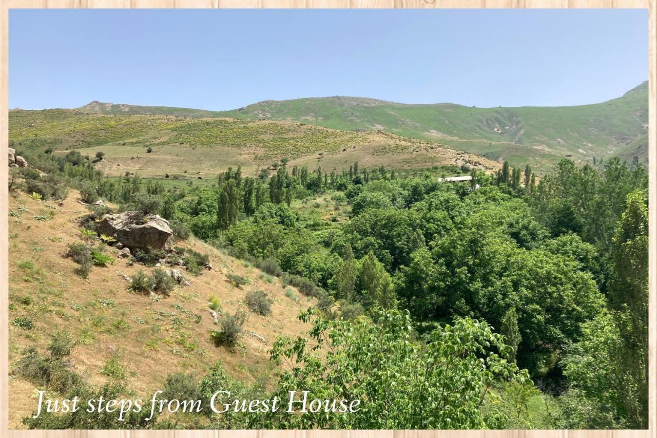 Spring Family Guest House Tersak Esterno foto