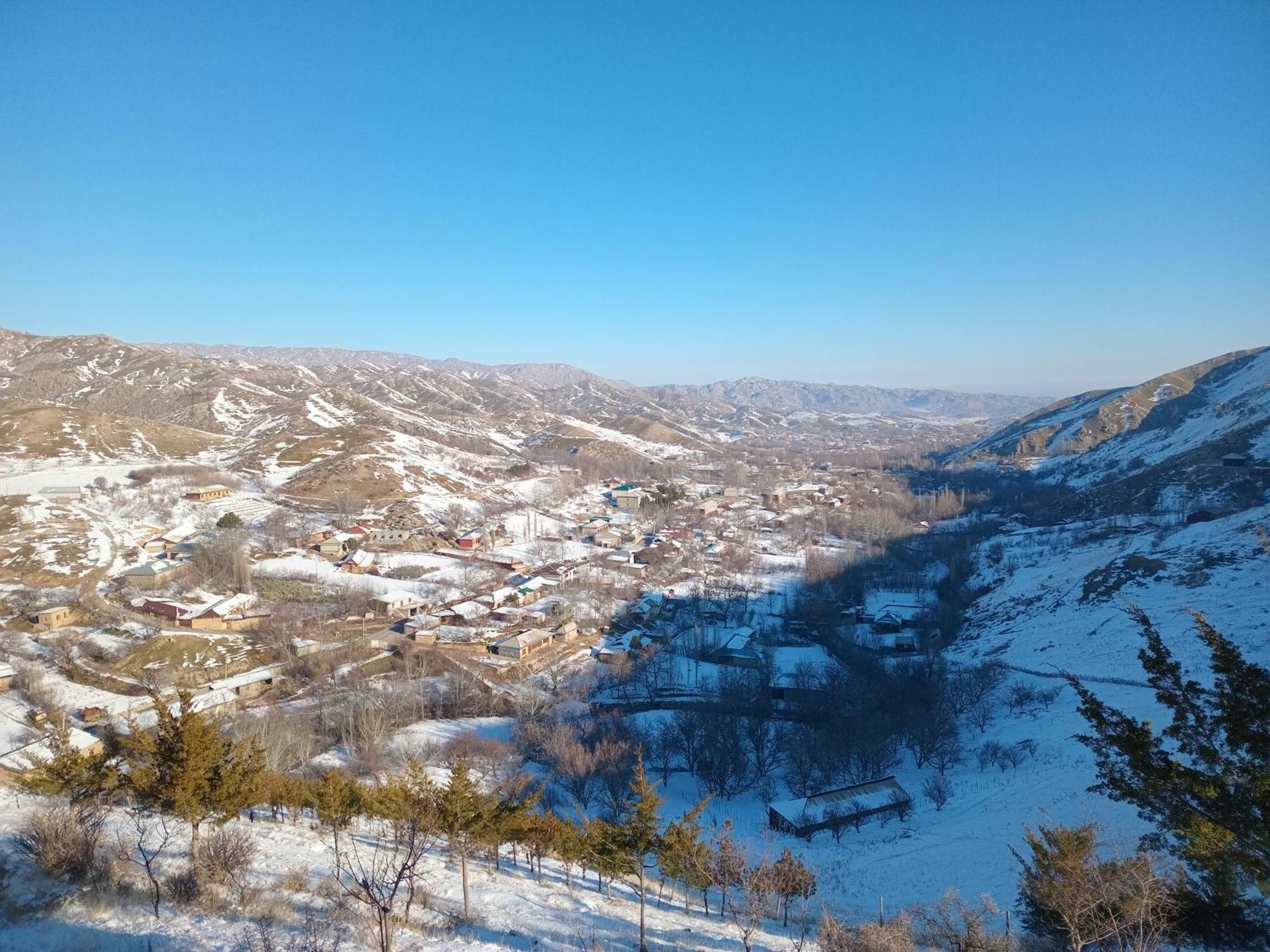 Spring Family Guest House Tersak Esterno foto
